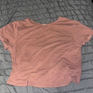crop top t-shirt